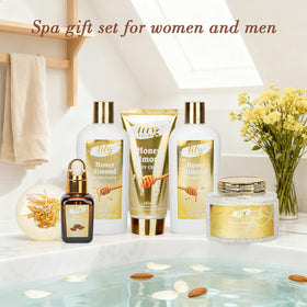 145ml body cream from LILY ROY Honey Almond Spa Set