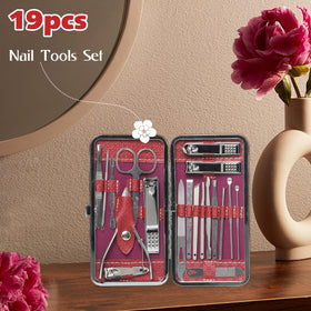 19 pcs nail care tools in LILY ROY Spa Gift Set