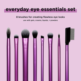 307 Shading Brush from Real Techniques Everyday Eye Essentials Set