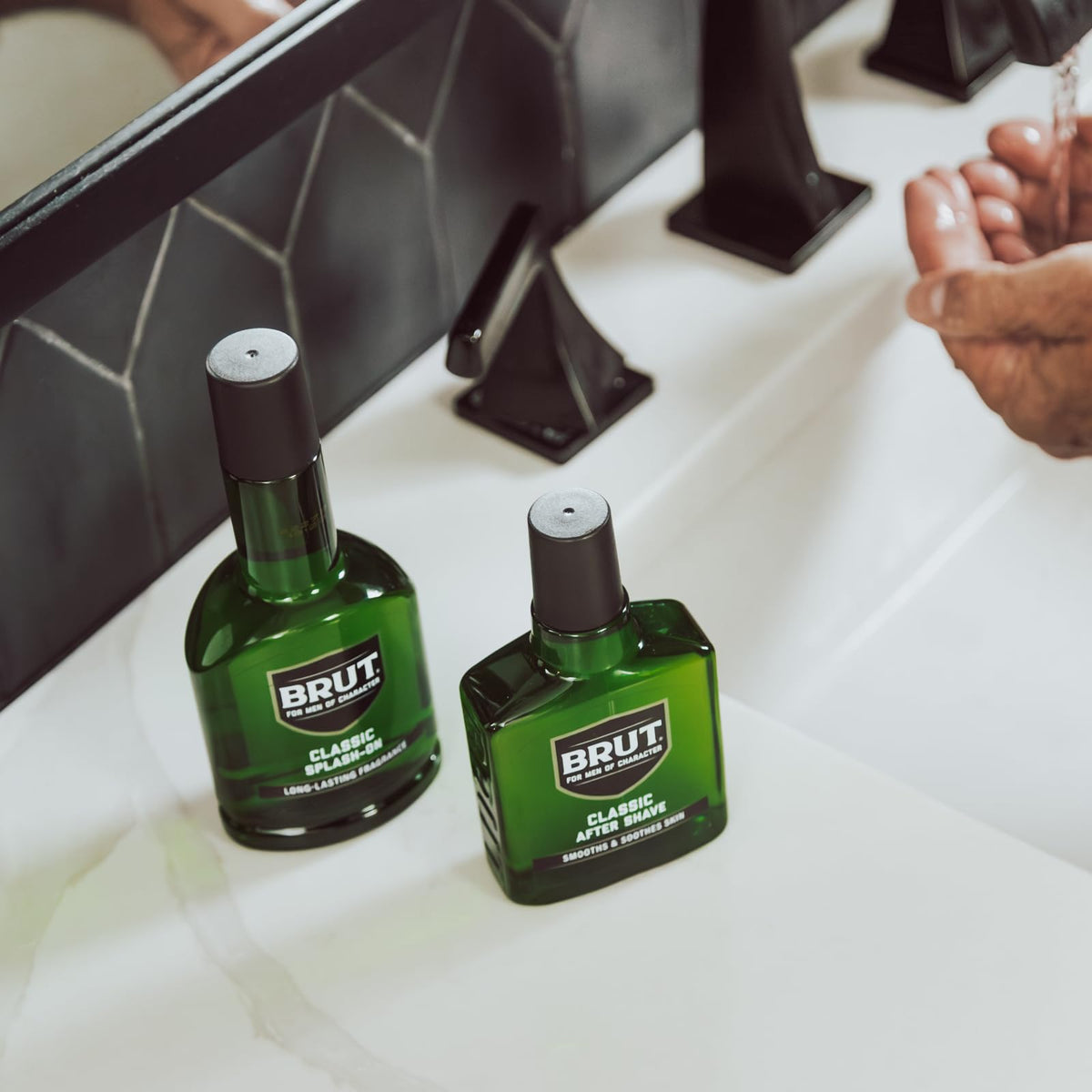 Brut Splash-On Original Fragrance packaging