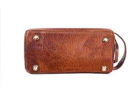 AARON Leather Toiletry Bag leather texture close-up