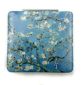 Aeisage Compact Mirror showing double-sided mirrors