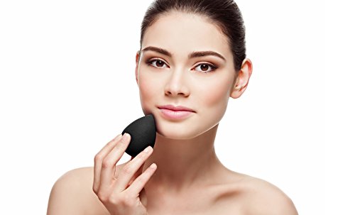 Aesthetica Beauty Sponge Blender packaging display