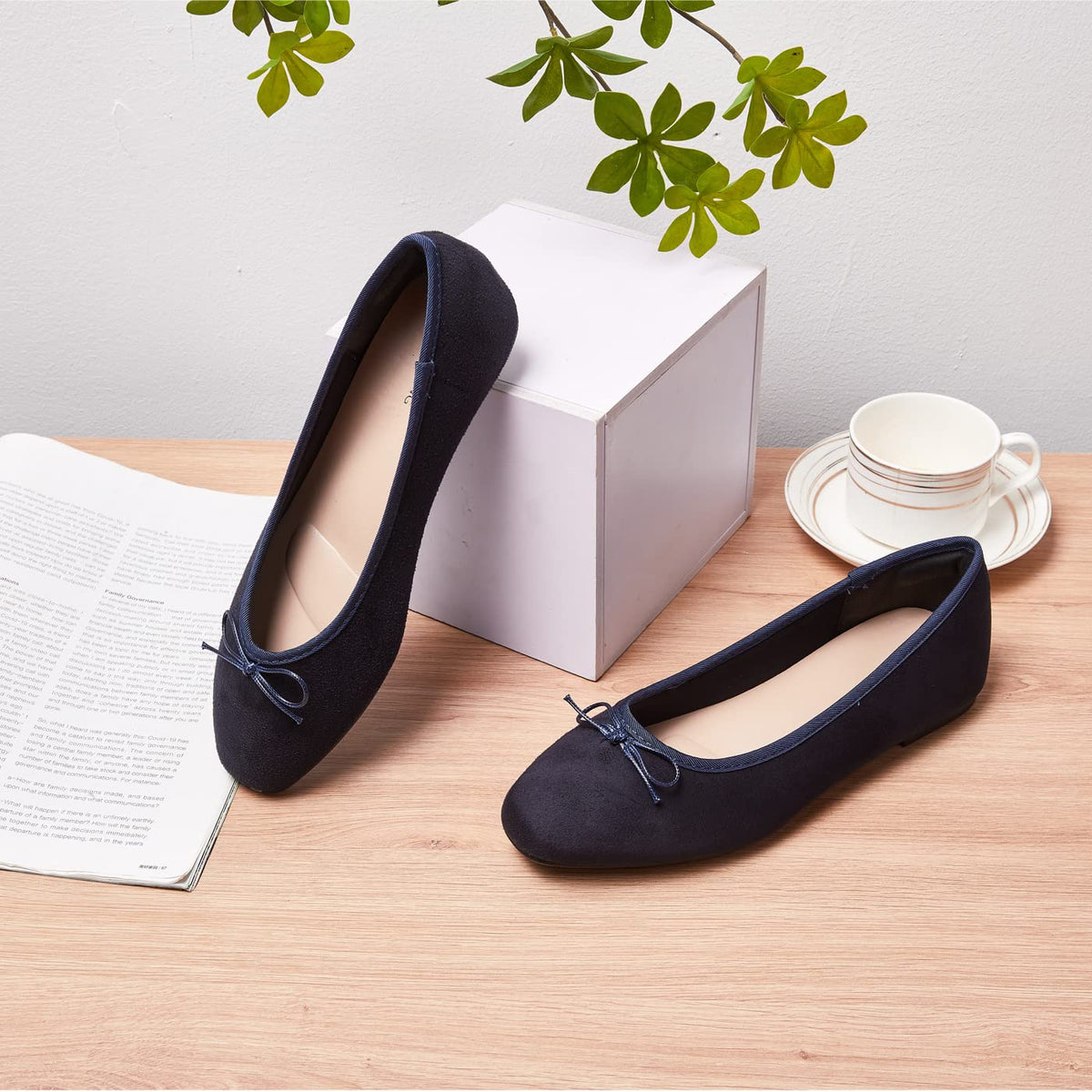 AFEETSING Women's Ballet Flats side view showing bow detail