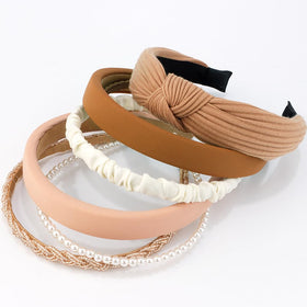 AHONEY pearl headband on model