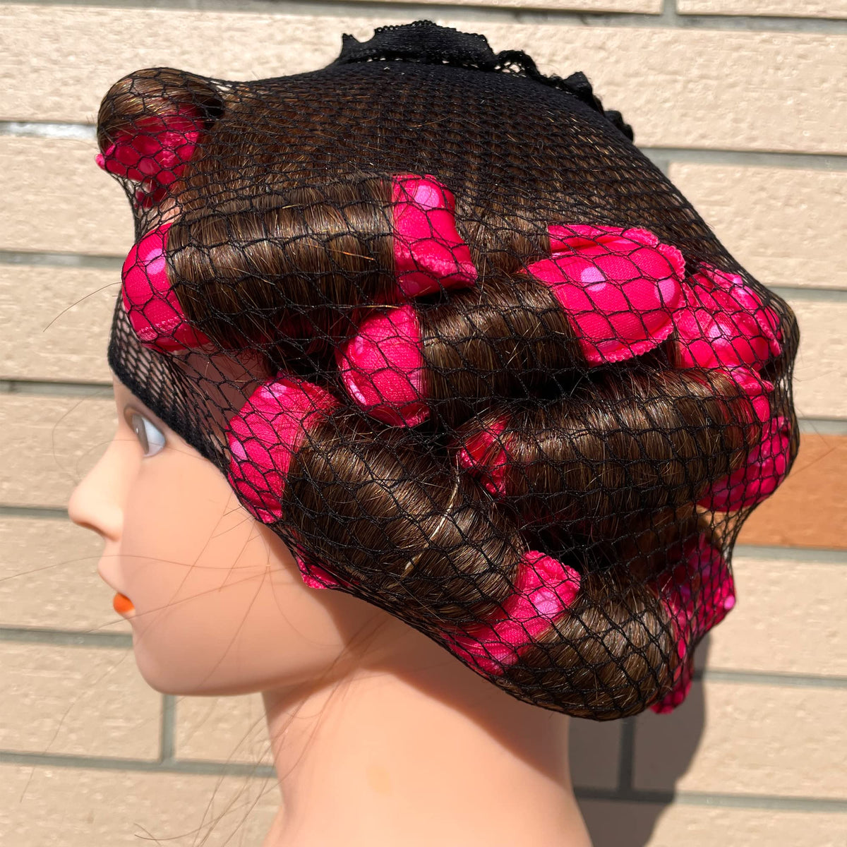 Aimin Hair Soft Satin Sponge Overnight Curlers pink with hair spray