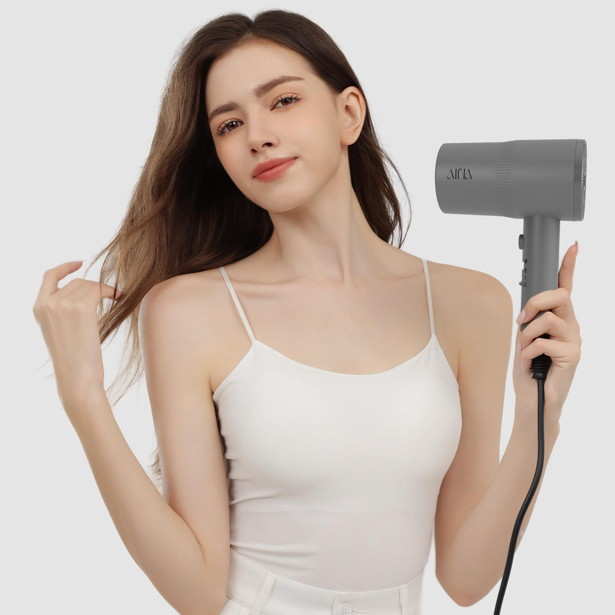 Aina Diffuser Hair Dryer packaging and accessories