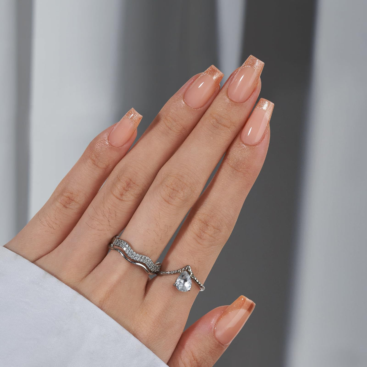 Alcohol pads included with BTArtbox Press On Nails