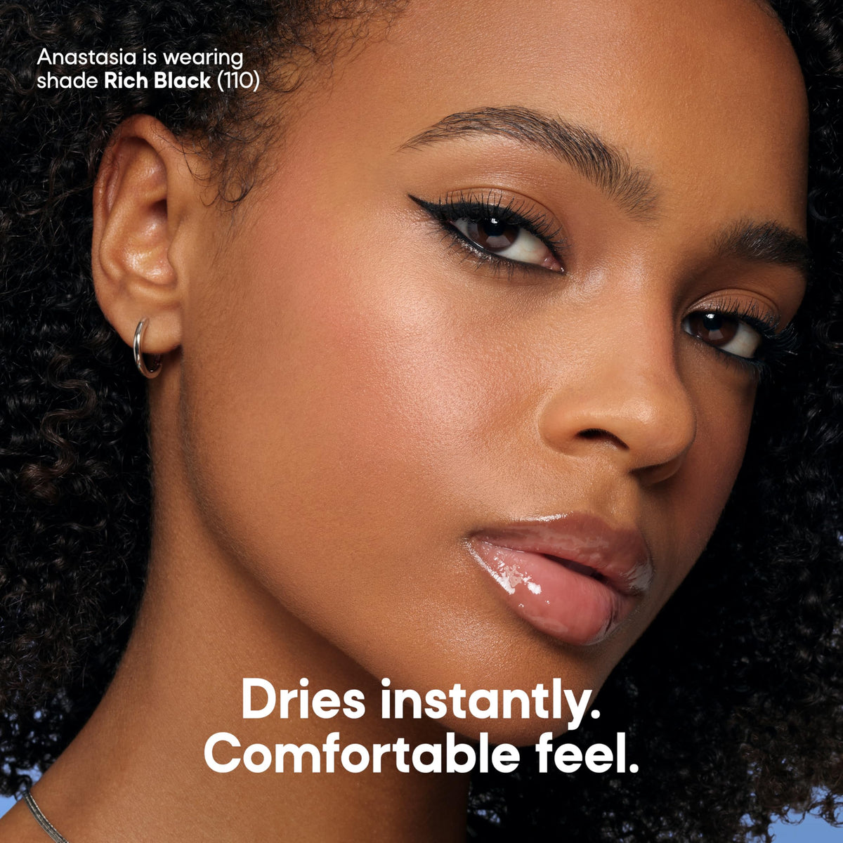 Almay All-Day Intense Gel Eyeliner 100 Grey in makeup setup