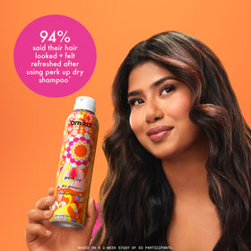 Amika Perk Up Dry Shampoo texture demonstration