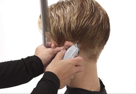 Andis T-Outliner Trimmer packaging and accessories