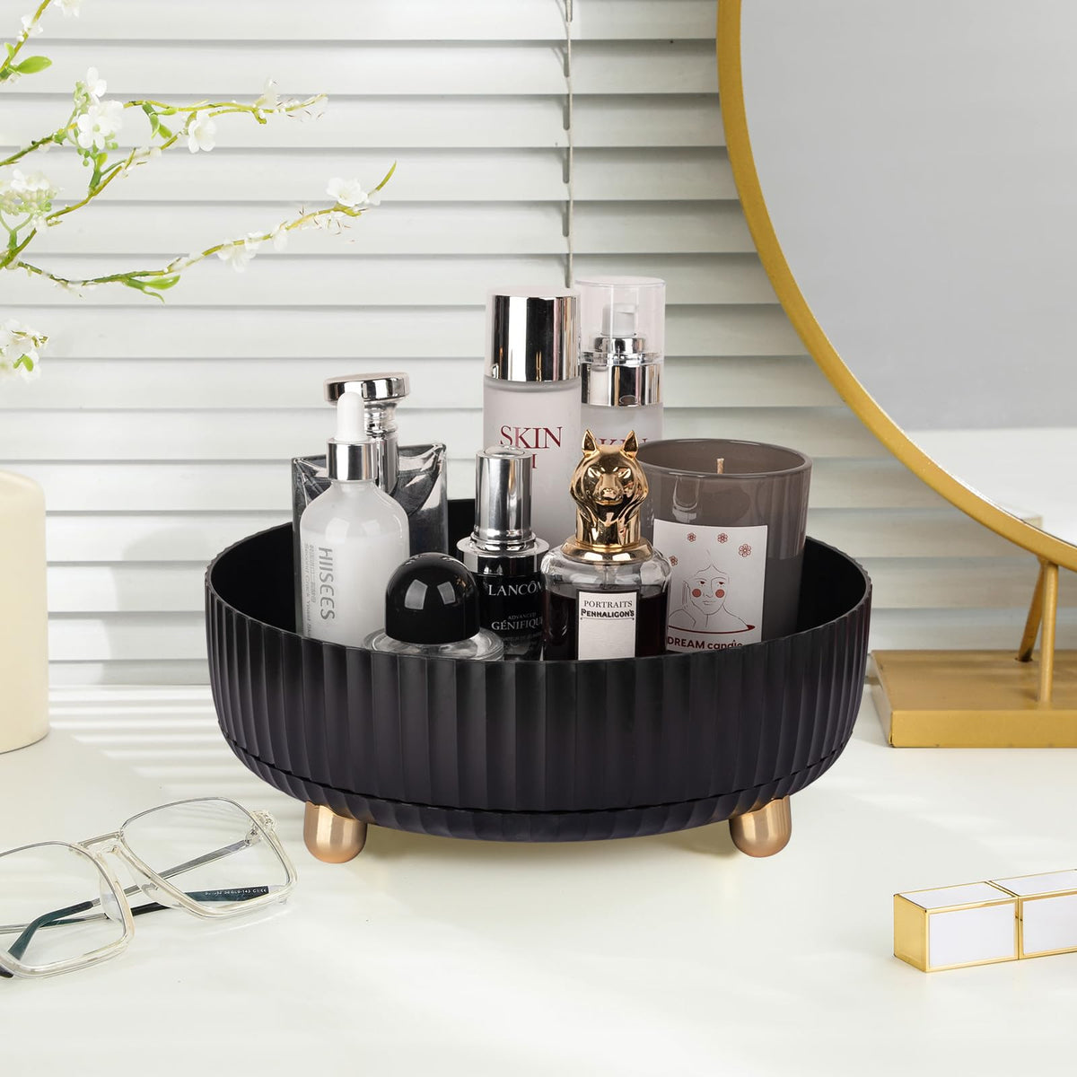 Anyoifax 360 Rotating Makeup Organizer showing smooth surface
