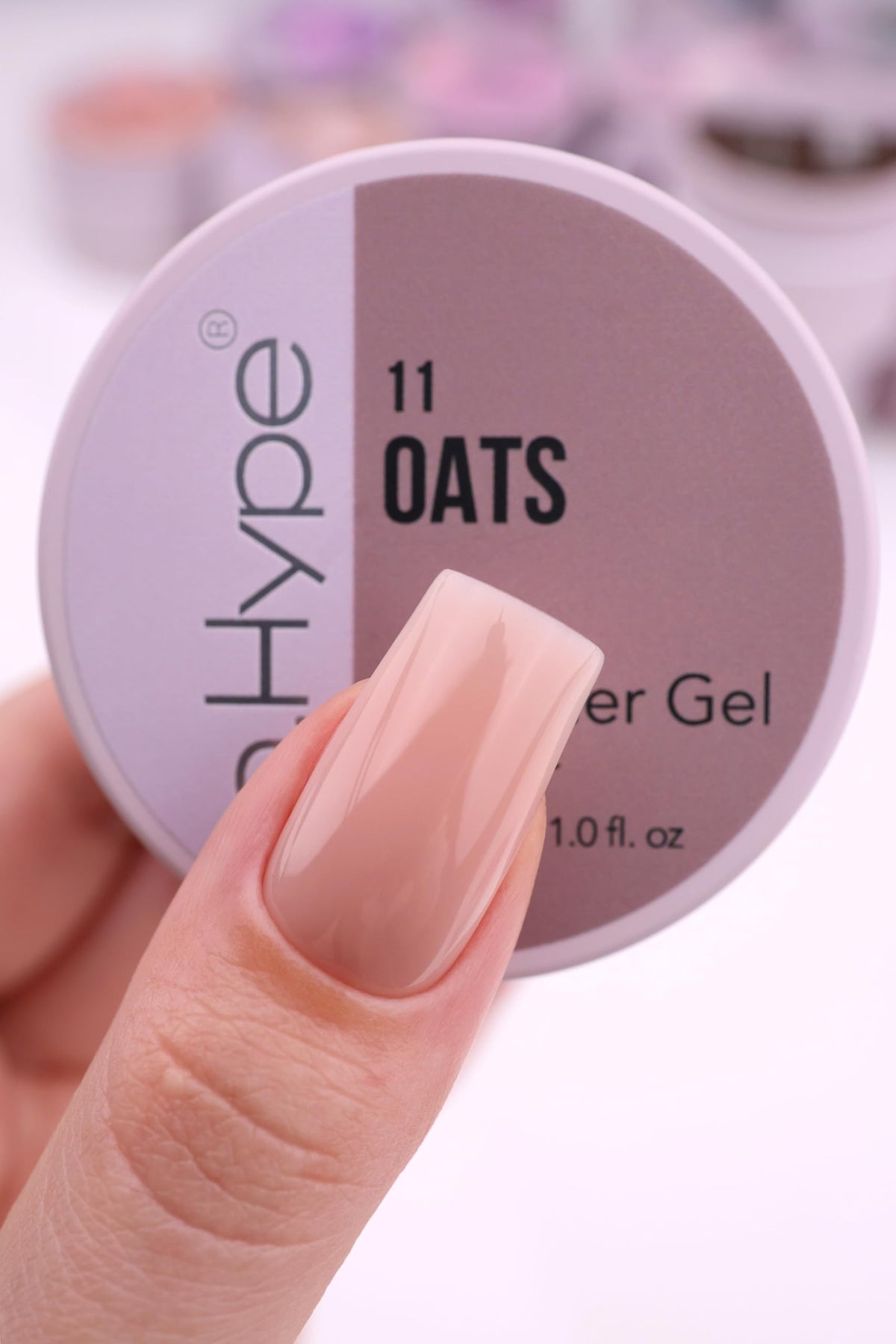 Application of IN.HYPE Hard Builder Gel on nails