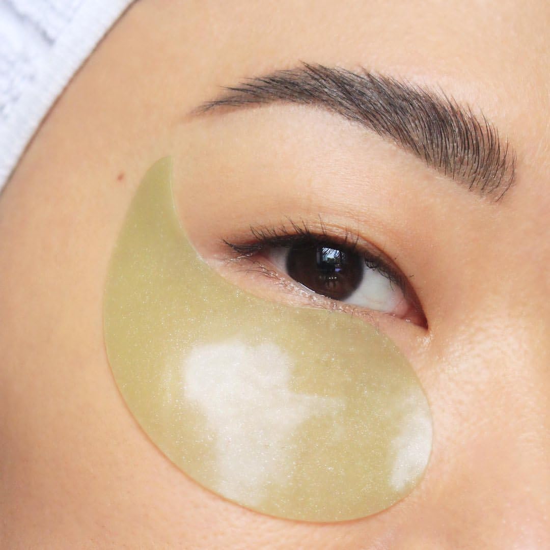 Application of Pixi DetoxifEYE patches on under-eye area