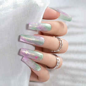 Application of RARJSM Cat Eye Gel Nail Polish on nails