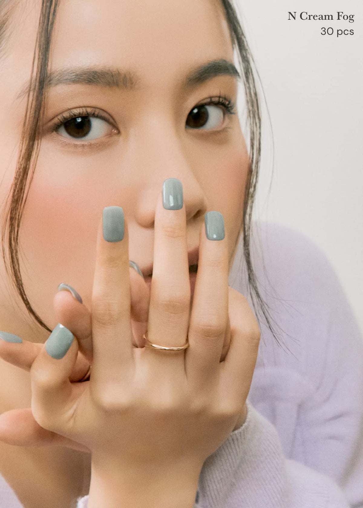 Application process of ohora Semi Gel Nail Strips on nails