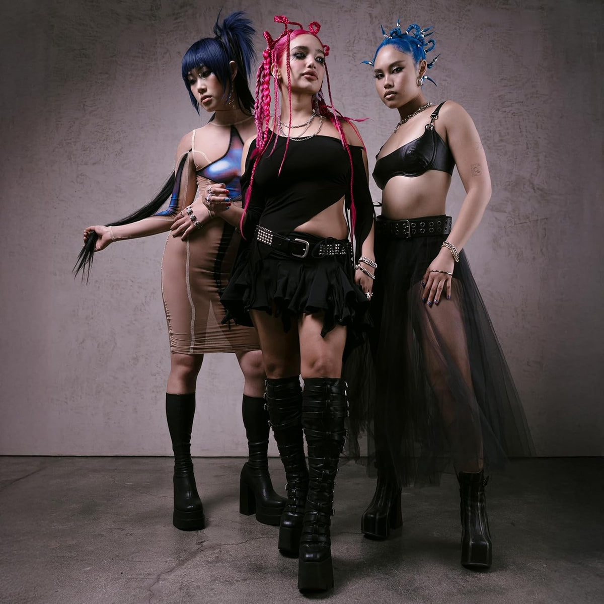 ARCTIC FOX Arcane VI Semi Permanent Hair Dye vibrant results on hair
