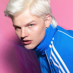 ARCTIC FOX Bleach Please Hair Bleach Kit developer bottle