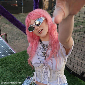 ARCTIC FOX Frose hair dye application on hair
