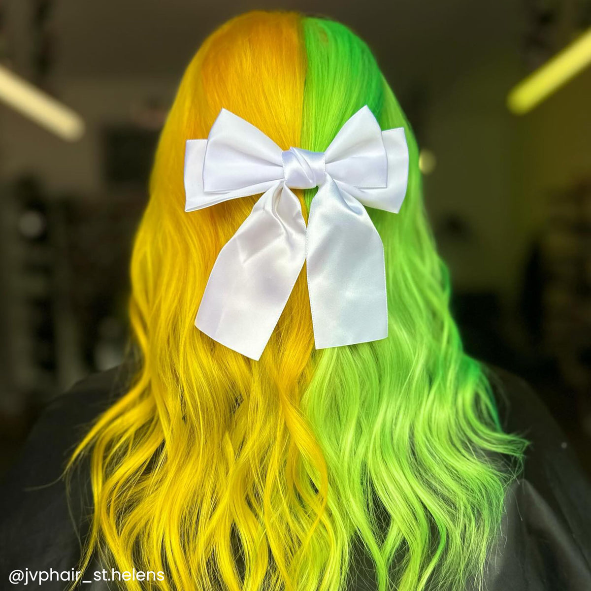 ARCTIC FOX Neon Moon hair dye application on hair