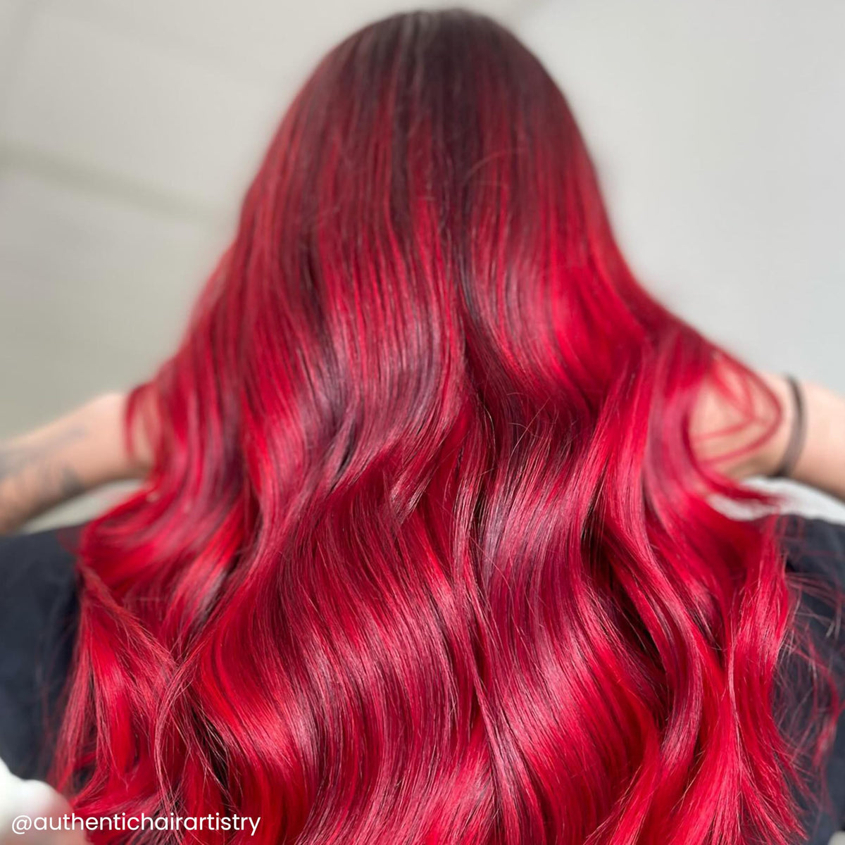 ARCTIC FOX Poison hair dye application on hair