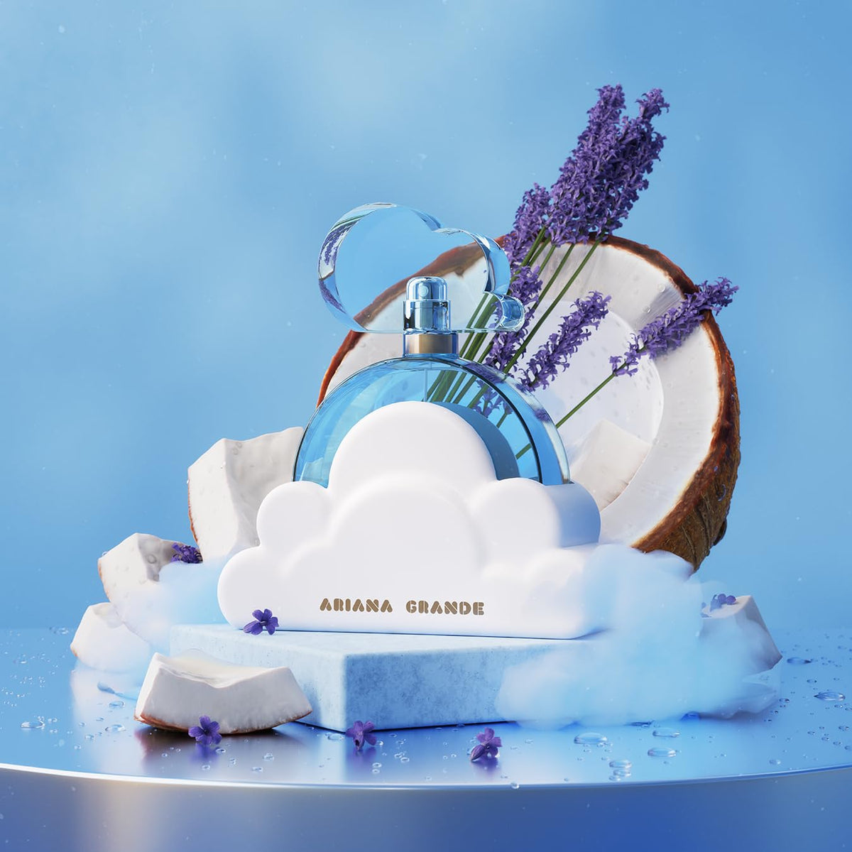 Ariana Grande Cloud Eau de Parfum packaging