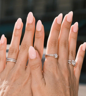 Artquee Press on Nails Short Soft Pink Almond packaging