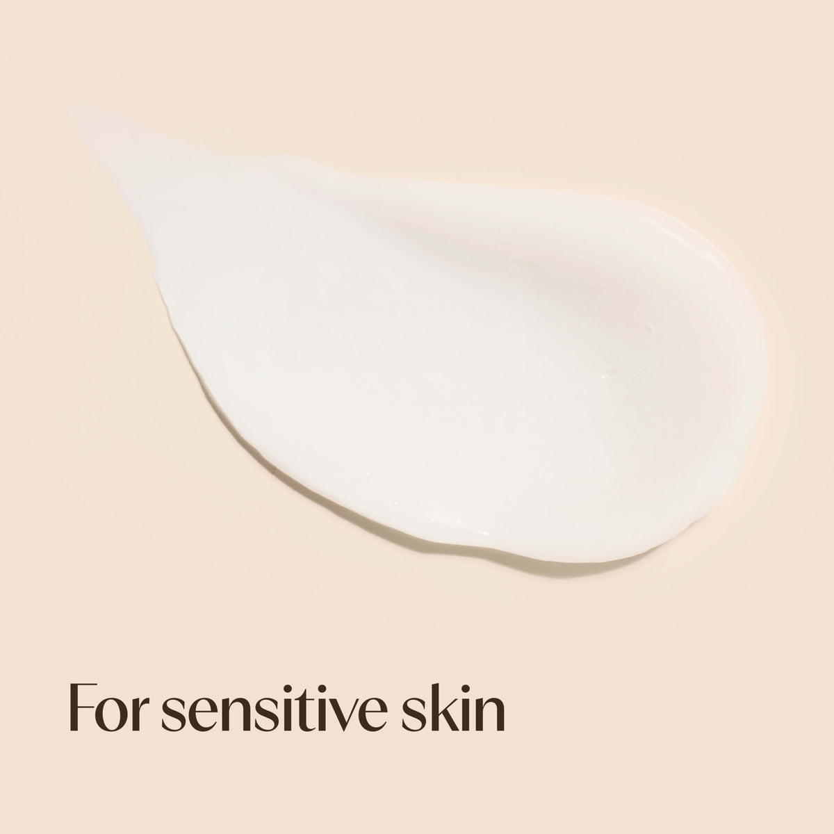 Aveeno Calm + Restore Oat Gel Moisturizer application on skin