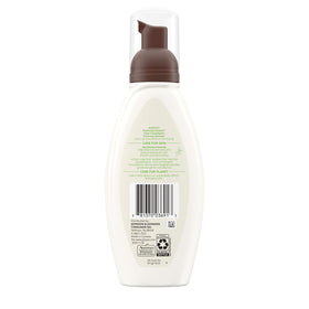 Aveeno Clear Complexion Foaming Cleanser lifestyle scene