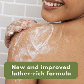 Aveeno Daily Moisturizing Body Wash bottle side view