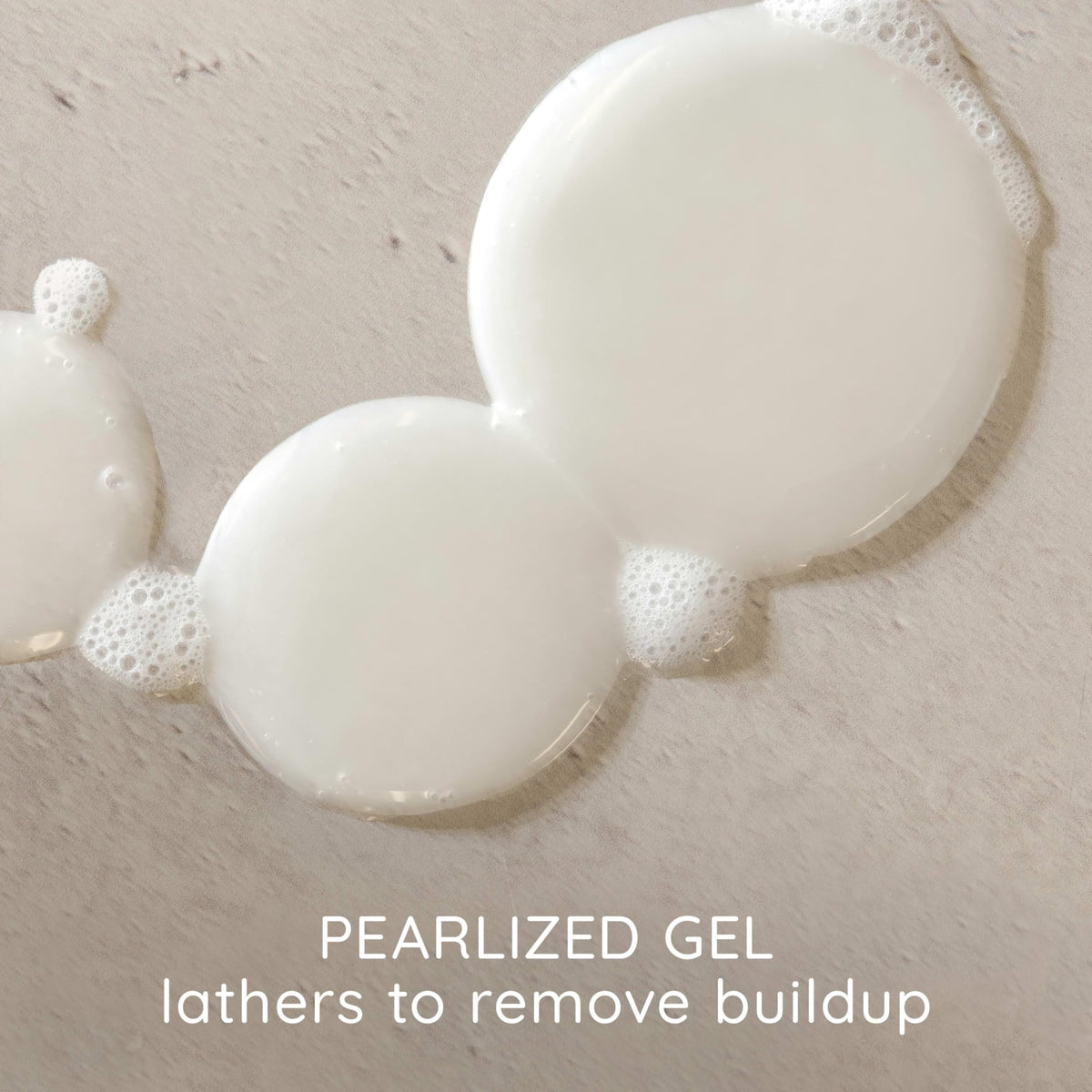 Aveeno Oat Milk Blend Shampoo lather on hair