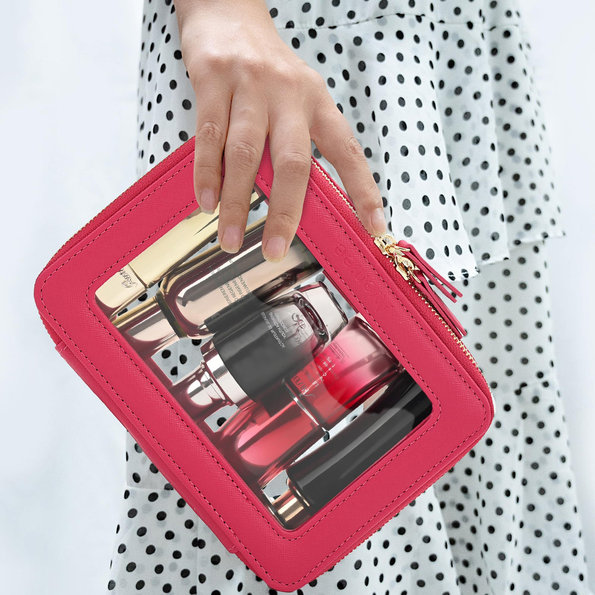 Aveniee Clear Makeup Bag Organizer displaying waterproof feature