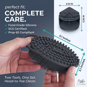 Avilana scrubber in bathroom setting