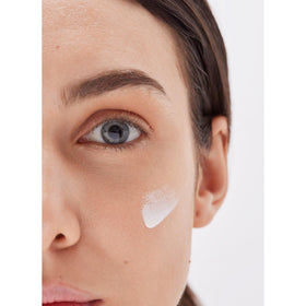 Babe Super Fluid Sunscreen Mattifying SPF 50 texture close-up