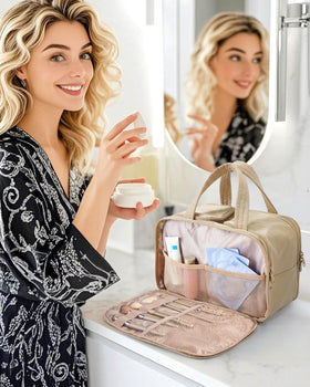 BAGSMART Travel Toiletry Bag side view showing compartments