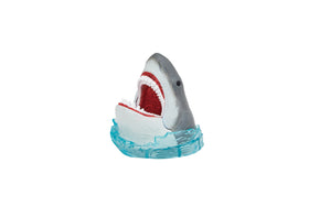 BANDAI Bikkura Egg Jaws Bath Bomb showing colour change