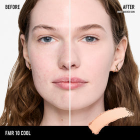 bareMinerals BAREPRO Pressed Powder Foundation Fair 10 Cool compact with sponge