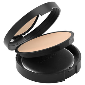 bareMinerals Mineral Veil Pressed Setting Powder application on skin