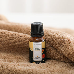 Bath puff and soap petals included in the spa kit