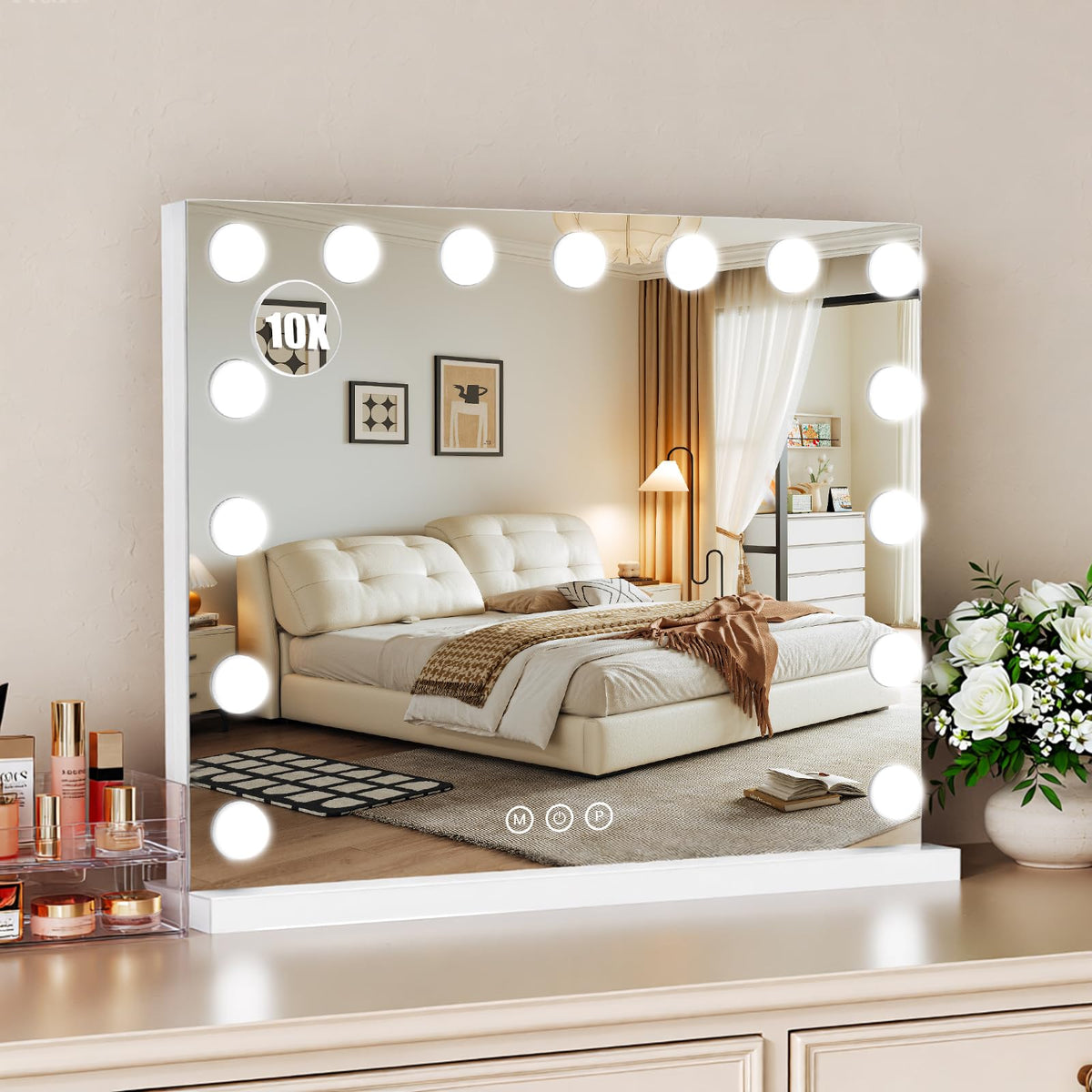 Bearolve Vanity Mirror front view with lights