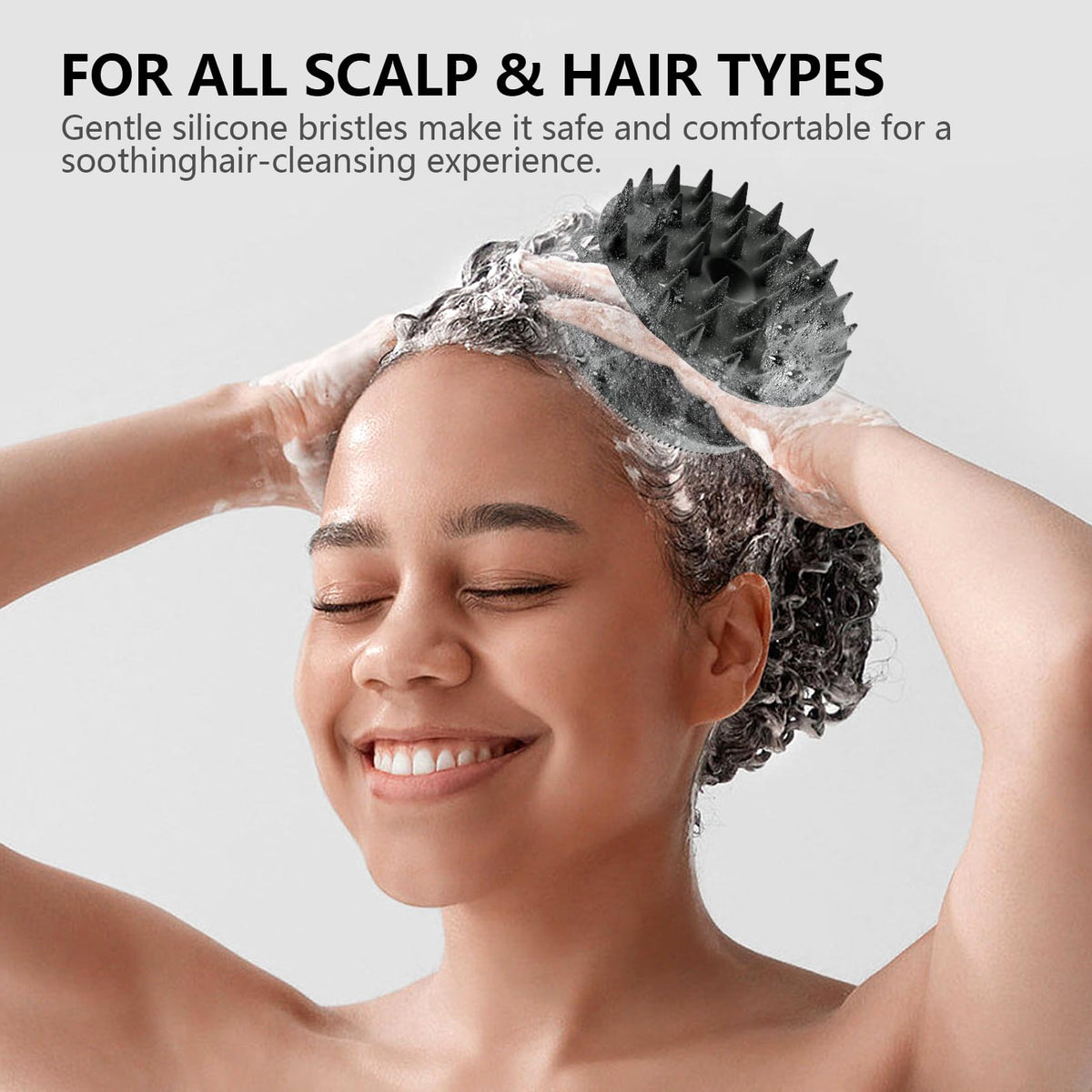 BEAUTAIL Shower Brush ergonomic handle close-up