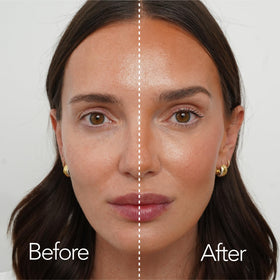 beautyblender Pro Blender Makeup Sponge in use