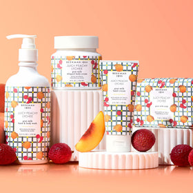 Beekman 1802 Goat Milk Face Wipes with ingredients displayed