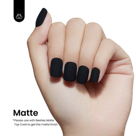 beetles Black Gel Polish 15ml application on nails
