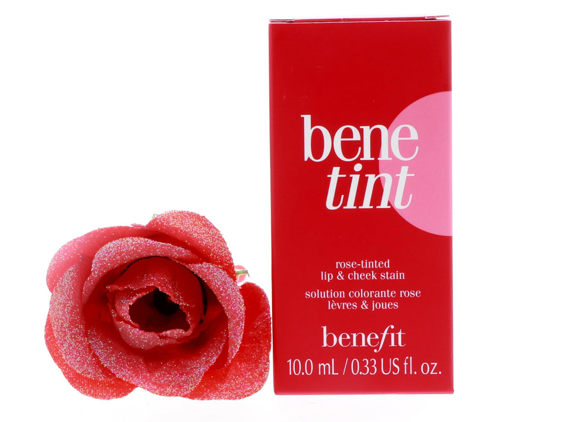 Benefit Benetint Rose Tinted Lip & Cheek Stain on model's lips