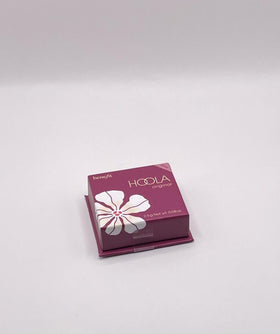 Benefit Hoola Matte Bronzer Mini brush close-up