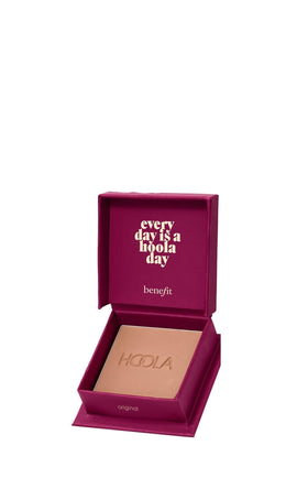 Benefit Hoola Matte Bronzer Mini front view with brush