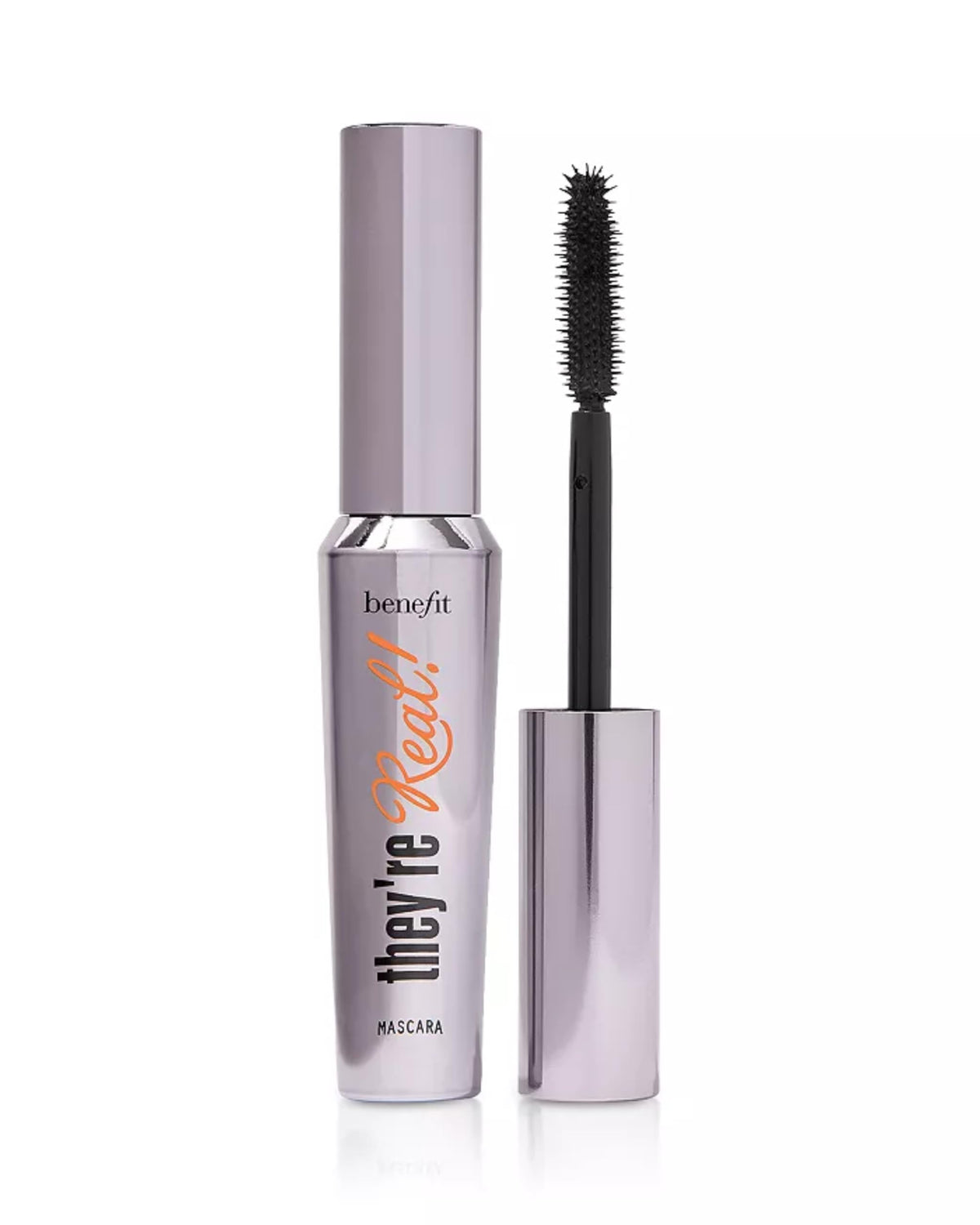 Benefit They're Real! Mascara Beyond Black tapered brush close-up