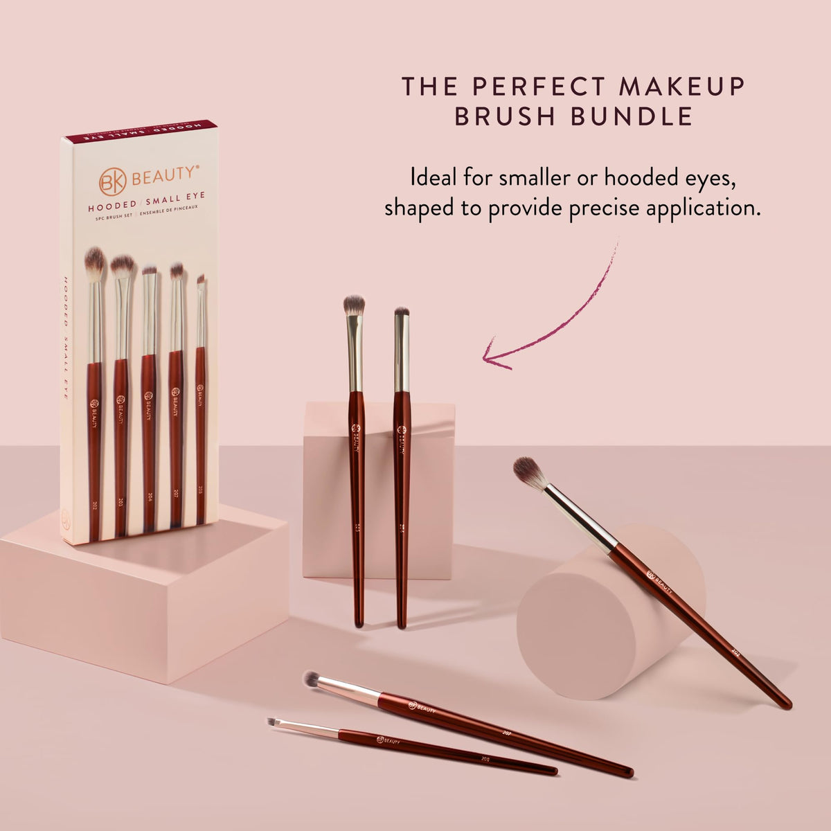 BK BEAUTY 207 Pencil Blender Brush in use
