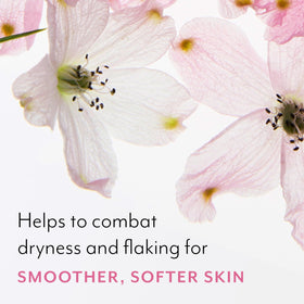 Bliss Ex-glow-sion moisturizer application on skin